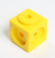 verschiedene Steckwürfel; 3,4 cm Kantenlänge