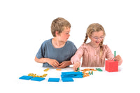 Farbiges Dienes Grundsortiment Würfel 141 teilig Re-Wood®