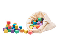 Farbige Würfel aus Re-Wood® 150 teilig im Baumwollbeutel