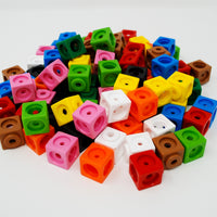 verschiedene Steckwürfel; 2,0 Kantenlänge