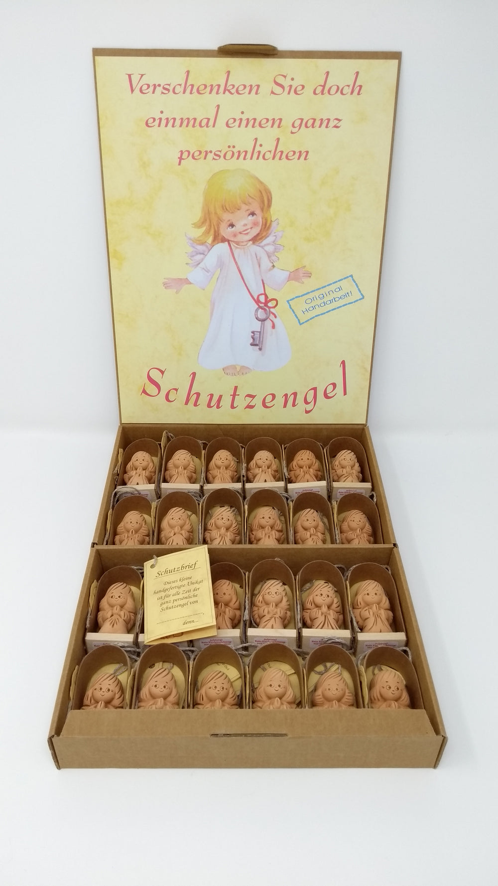 24 Schutzengel kniend im Holzbogen
