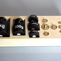 Gewichtssatz 2 kg mit Ablageschale (resyceltem Holz, Re-Wood®)