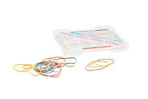 Geometriebrett quadratisch transparent 15 cm aus RE-Plastic°, stapelbar, mit 25 Gummiringen im Polybeutel