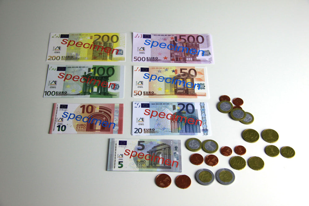 Euro Spielgeldsatz 22x Münzen / 22x Scheine Münzgeld Banknoten